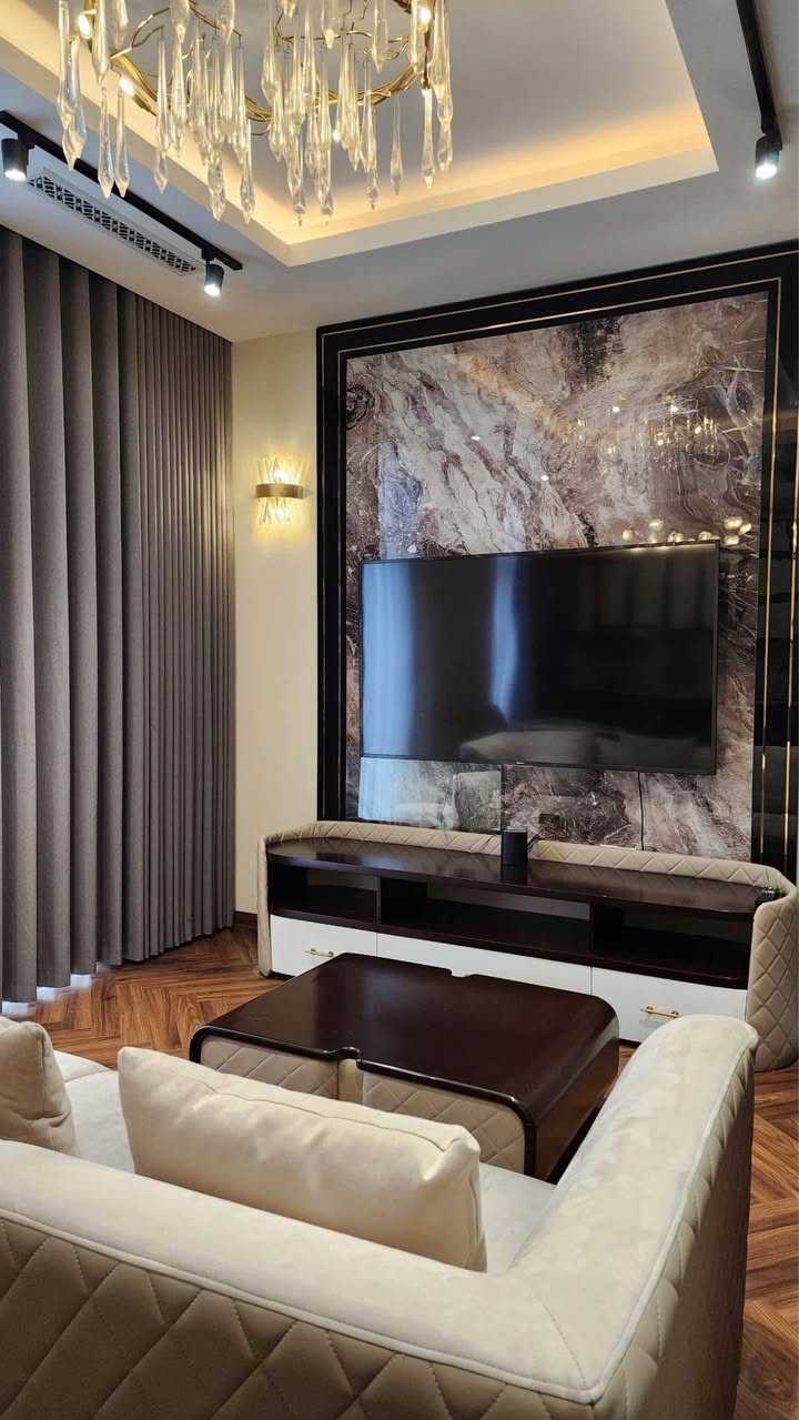 Căn hộ 2 phòng ngủ Vin Marina Hải Phòng 80m² giá 13 triệu - Nội thất châu Âu cao cấp!