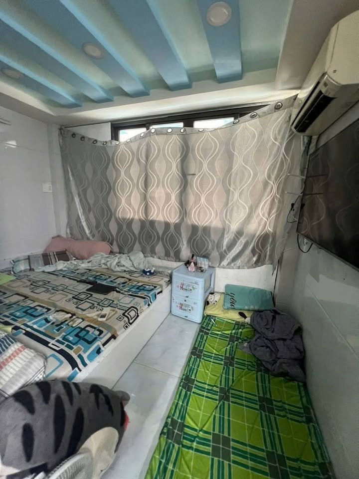 Nhà phố đường Nguyễn Văn Luông, Quận 6, Diện tích 18m², Giá 2.25 tỷ - Sổ hồng riêng, thuận tiện ở ngay!