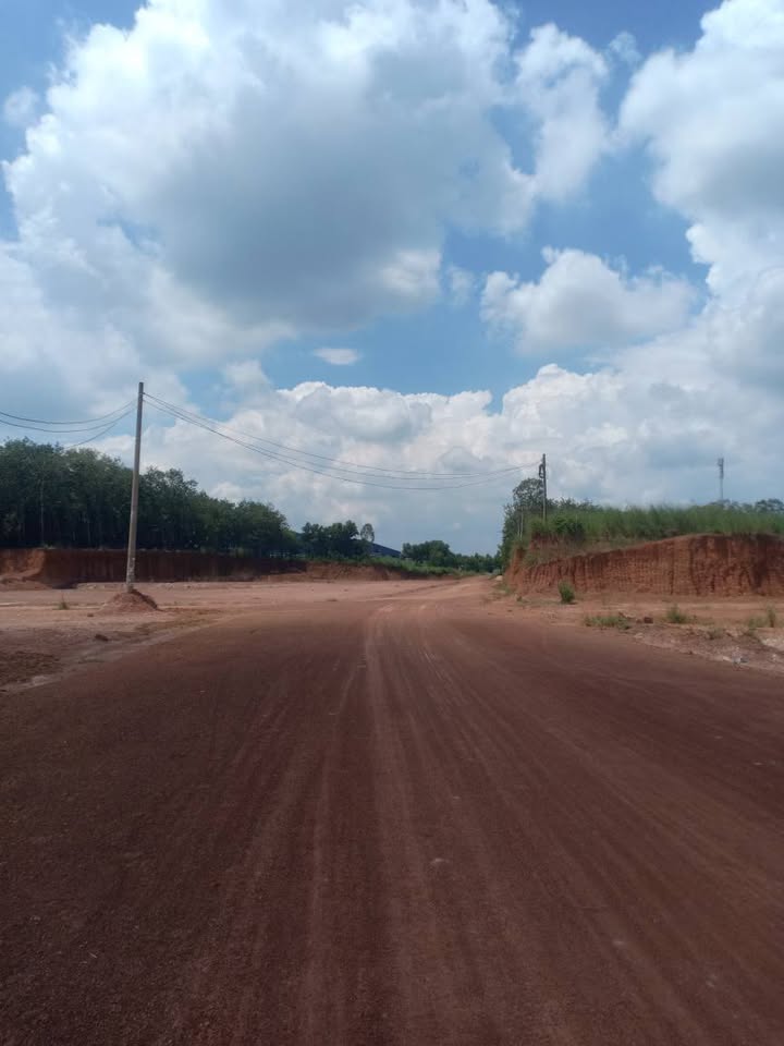 Đất nền khu phố Tân Trà, Đồng Xoài 1255m² giá 1.8 tỷ - Cơ hội đầu tư hấp dẫn!