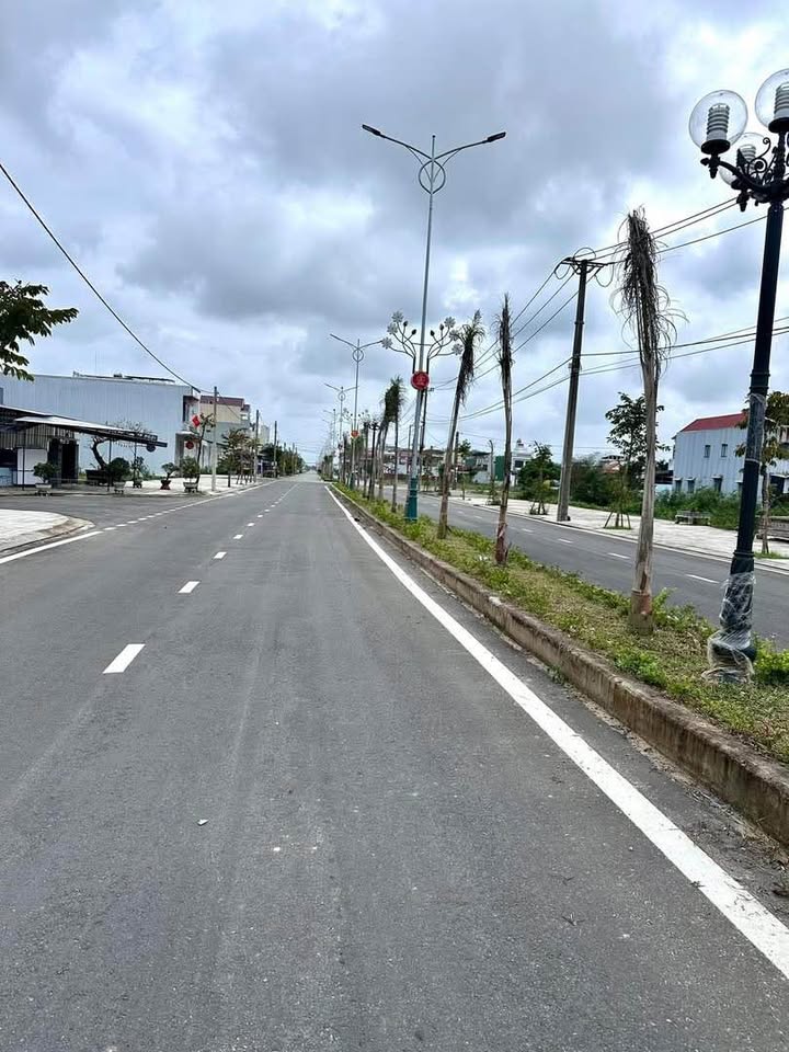 Đất mặt tiền đường Trần Kiên, Tư Nghĩa 100m² giá 1.8 tỷ - Cơ hội đầu tư sinh lời!