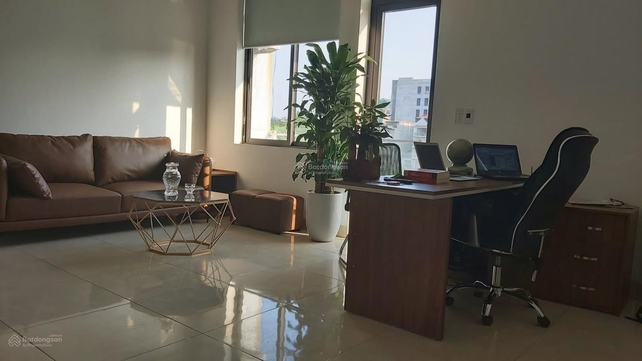 Văn phòng cho thuê Thái Thịnh 40m² giá 6 triệu - Trang bị đầy đủ, sẵn sàng vào làm việc!