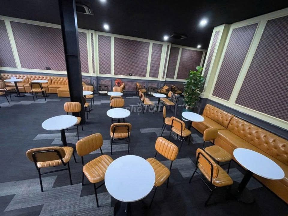 Cho thuê mặt bằng Calmette, Quận 1 - Diện tích 112m², Vị trí đắc địa