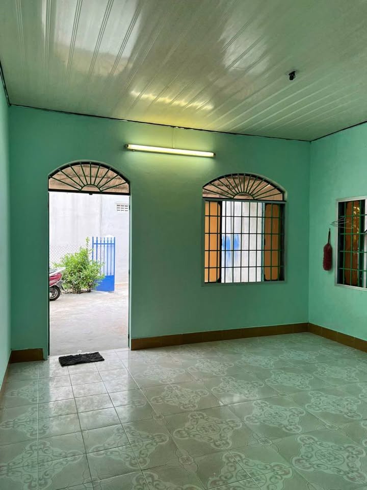 Nhà cấp 4 hẻm Hàm Nghi, Phường 2 Tuy Hòa 102,6m² giá 1,88 tỷ - Bán gấp!