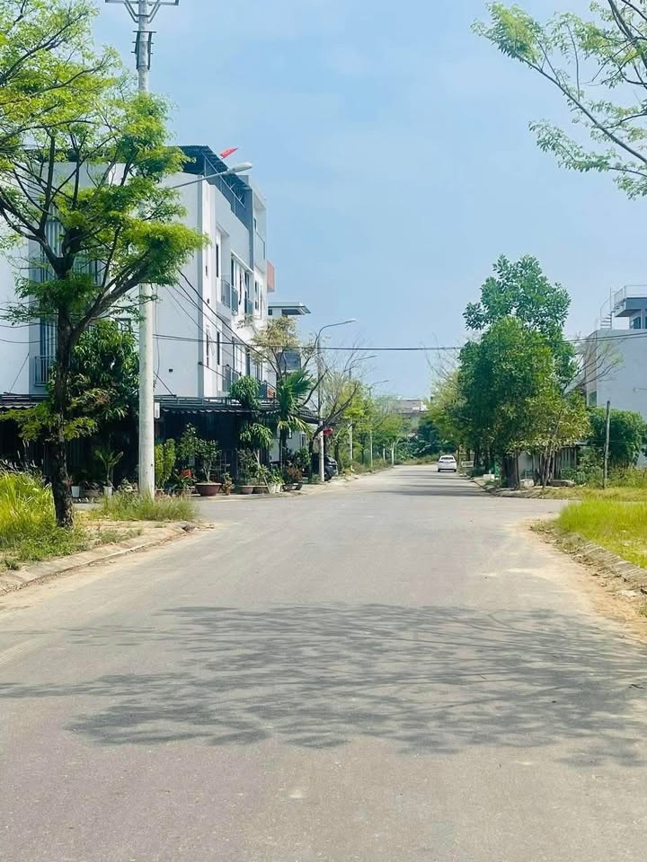 Bán lô đất MT Bàu Mạc 21, Đà Nẵng 100m² - Vị trí đắc địa, giá chỉ 5.15 tỷ!