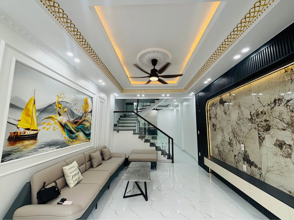 Nhà đẹp Đằng Hải 46m² giá 3.75 tỷ - Vị trí vàng gần chợ Lũng Hoa!