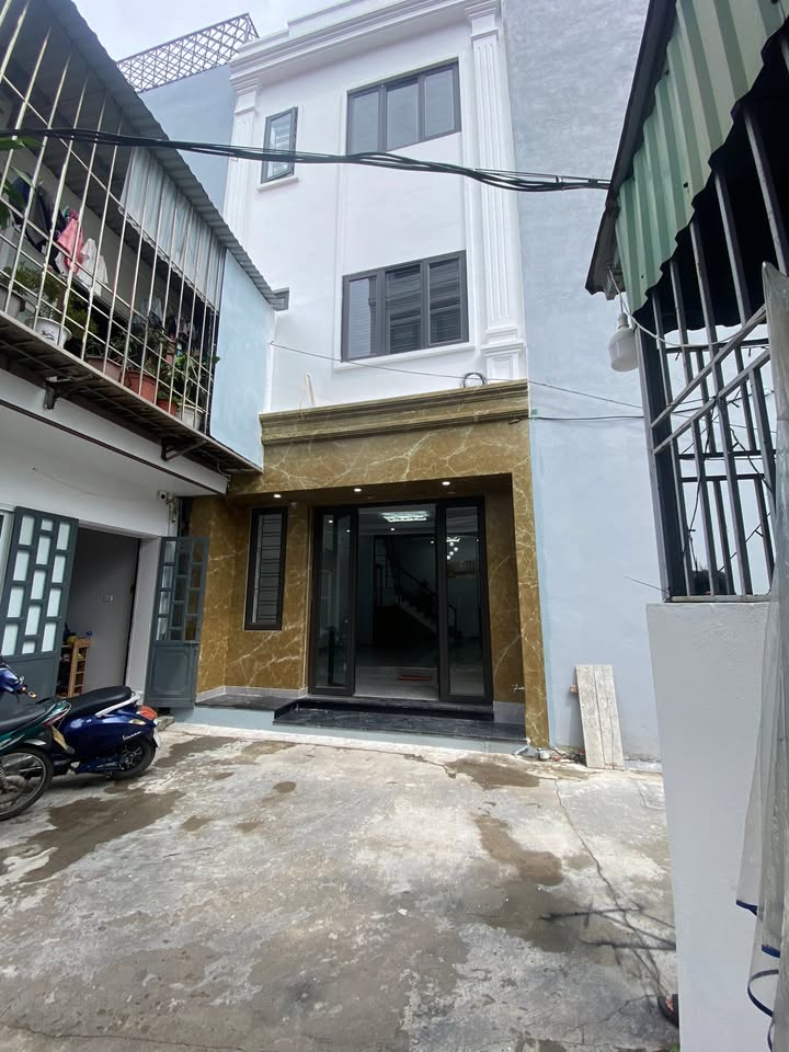 Nhà Tái Định Cư A51 - 43m² giá 3.13 tỷ - Thiết kế hiện đại, ô tô vào tận nhà!