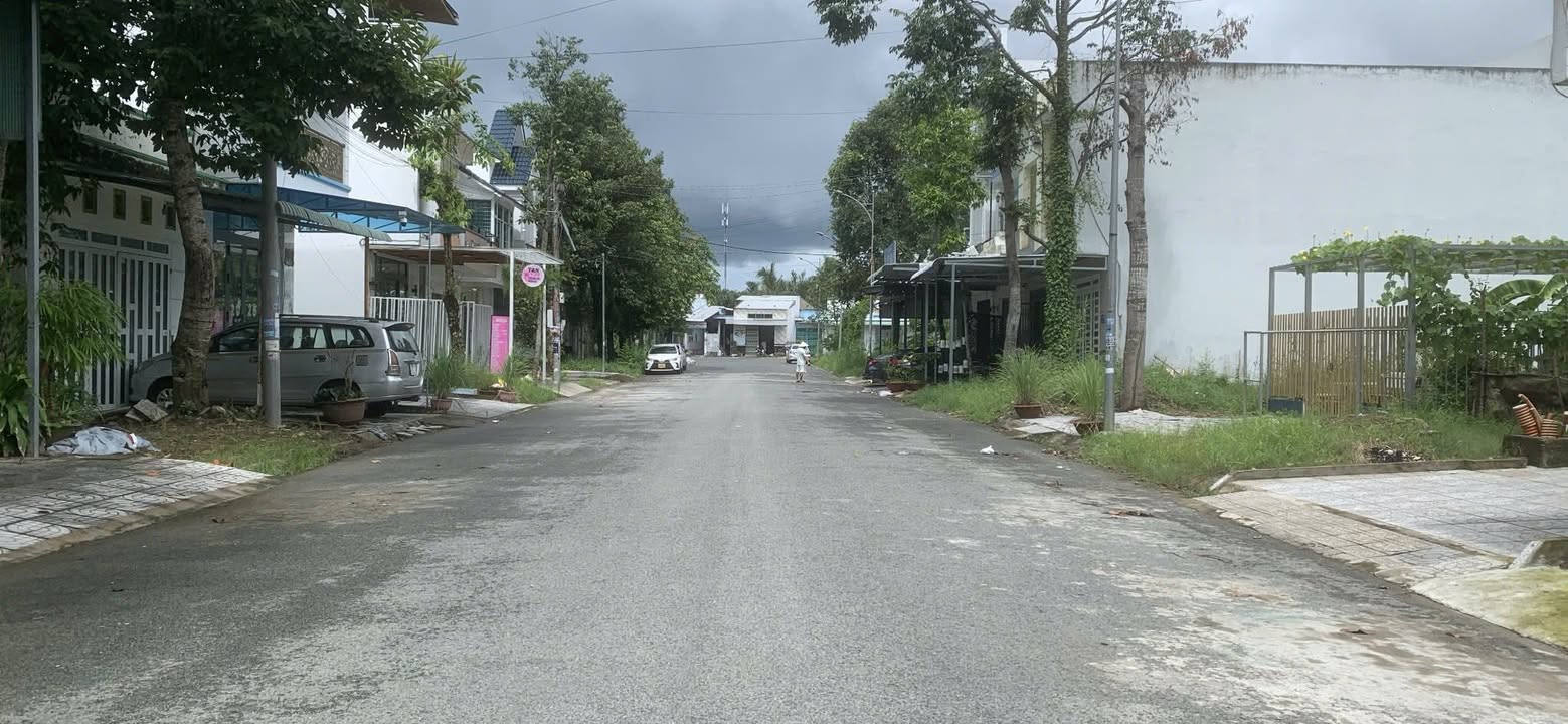 Nhà bán trệt lửng 160m² tại phường Hưng Phú, quận Cái Răng - Giá chỉ 7.2 tỷ VND!