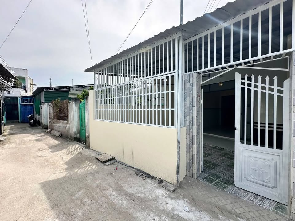 Nhà cấp 4 đẹp hẻm bê tông ô tô tận nhà Võ Thị Sáu 80m² giá 1.7 tỷ - Cơ hội đầu tư tuyệt vời!