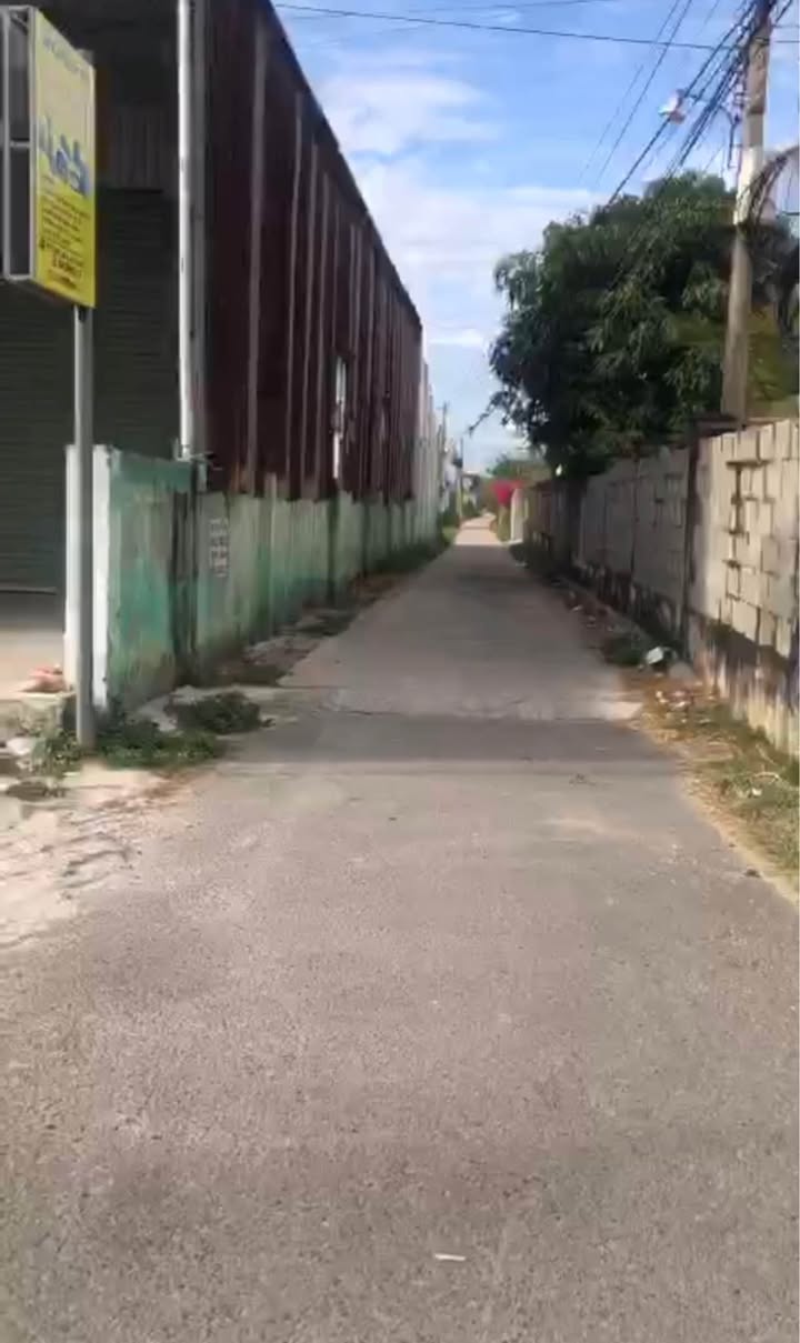 Bán đất thôn Phú Mỹ, xã Hàm Mỹ, diện tích 500m², giá 2.3 tỷ - Đường bê tông ô tô vào tận nơi!