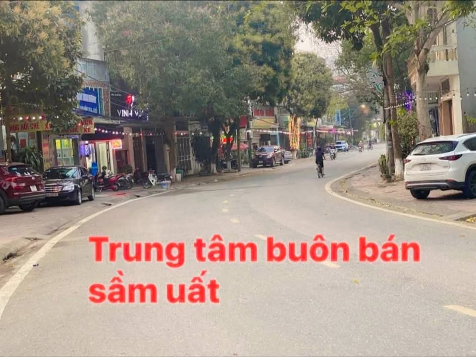 Đất nền mặt tiền đường Cách Mạng Tháng 8, thị trấn Phố Lu, 200m² - Cơ hội đầu tư sinh lời!
