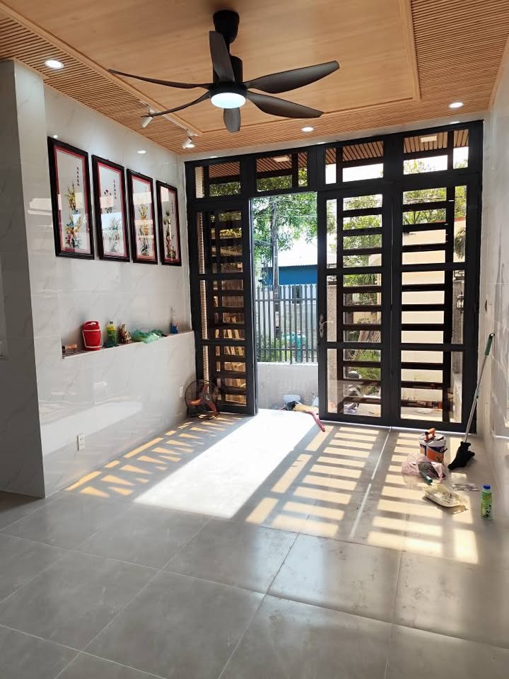 Nhà cho thuê mới xây Biên Hòa 2PN giá 10 triệu - Nội thất đầy đủ, xe hơi vào tận nơi!