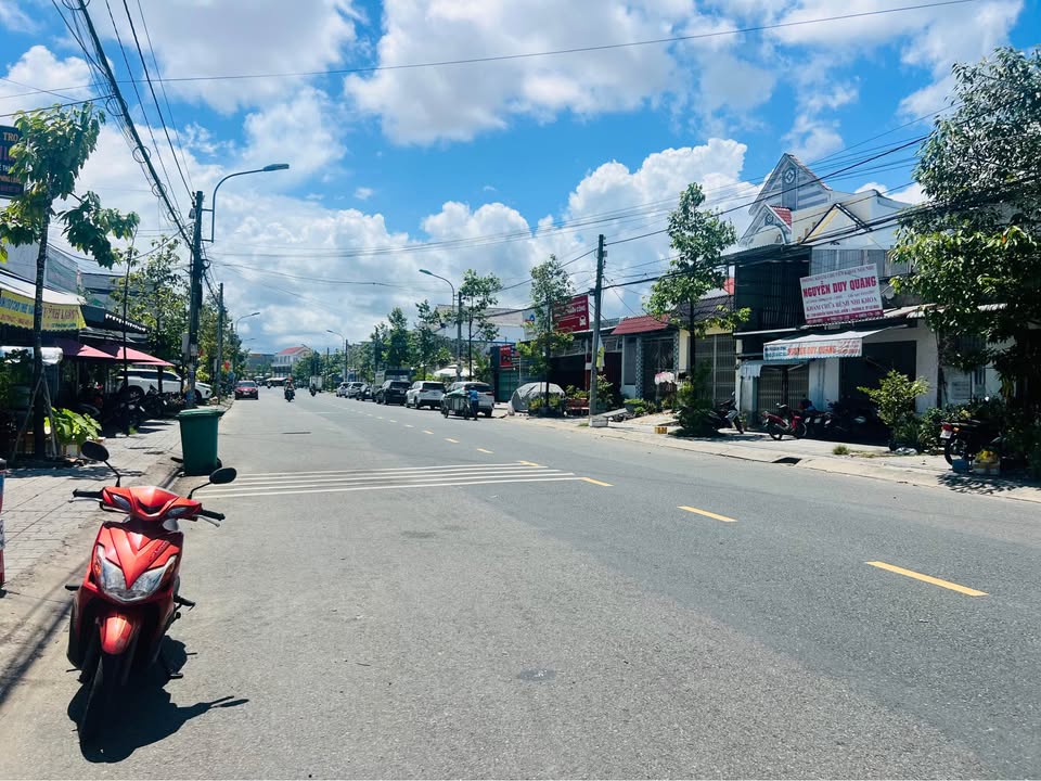 Đất nền đường Nguyễn Trung Trực, Phường 8, Cà Mau - 144m² chỉ 3.2 tỷ - Sổ hồng chính chủ!