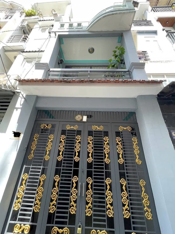 Nhà nguyên căn hẻm Huỳnh Văn Bánh, Phú Nhuận 33m² - Giá cho thuê 10 triệu/tháng!