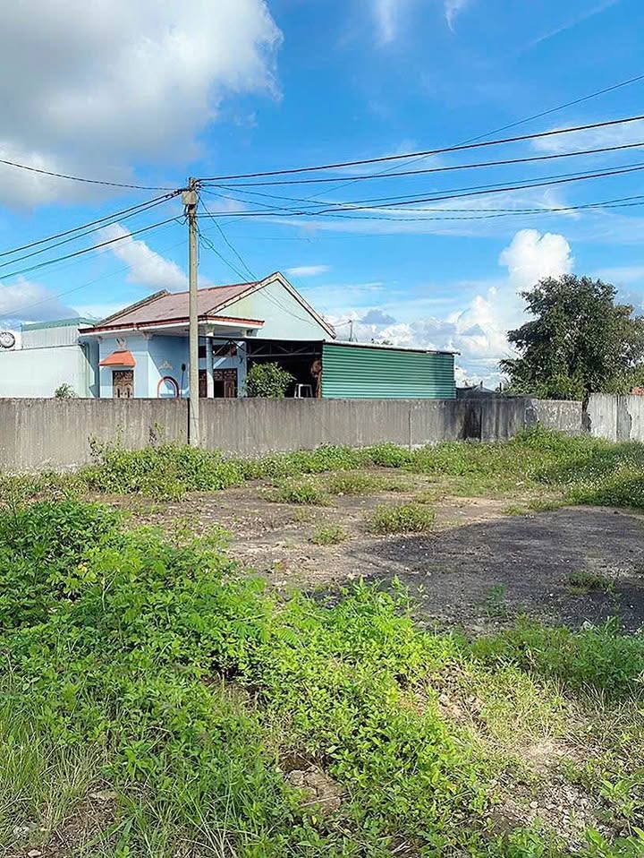 Đất nền Pleiku 200m² giá 1.1 tỷ - Mặt tiền Lương Thế Vinh, gần tiện ích