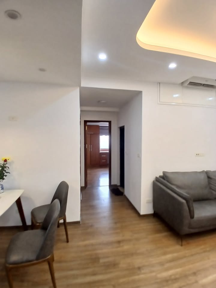 Căn hộ 3PN Tòa Tultaco Cầu Giấy giá 13.5 triệu - Không thể bỏ lỡ!