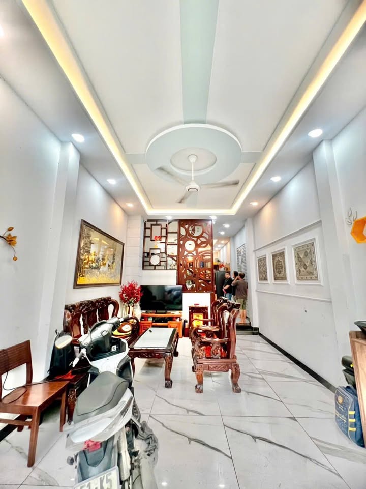 Nhà cho thuê Giáp Tên Lửa, Bình Tân 64m² giá 20 triệu - Nội thất cơ bản, sân thượng rộng rãi!