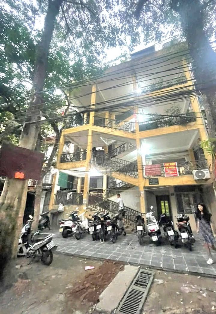 Nhà riêng Nghĩa Đô Cầu Giấy 42m² giá 1-2 tỷ - Sổ đỏ chính chủ, thiết kế thoáng đãng!