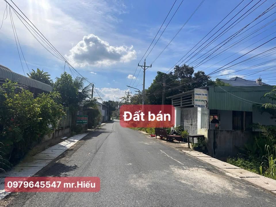 Đất nền Hòa Lợi, Bến Cát, Bình Dương 246m² giá 1.8 tỷ - Xây dựng tự do ngay vị trí đông dân!