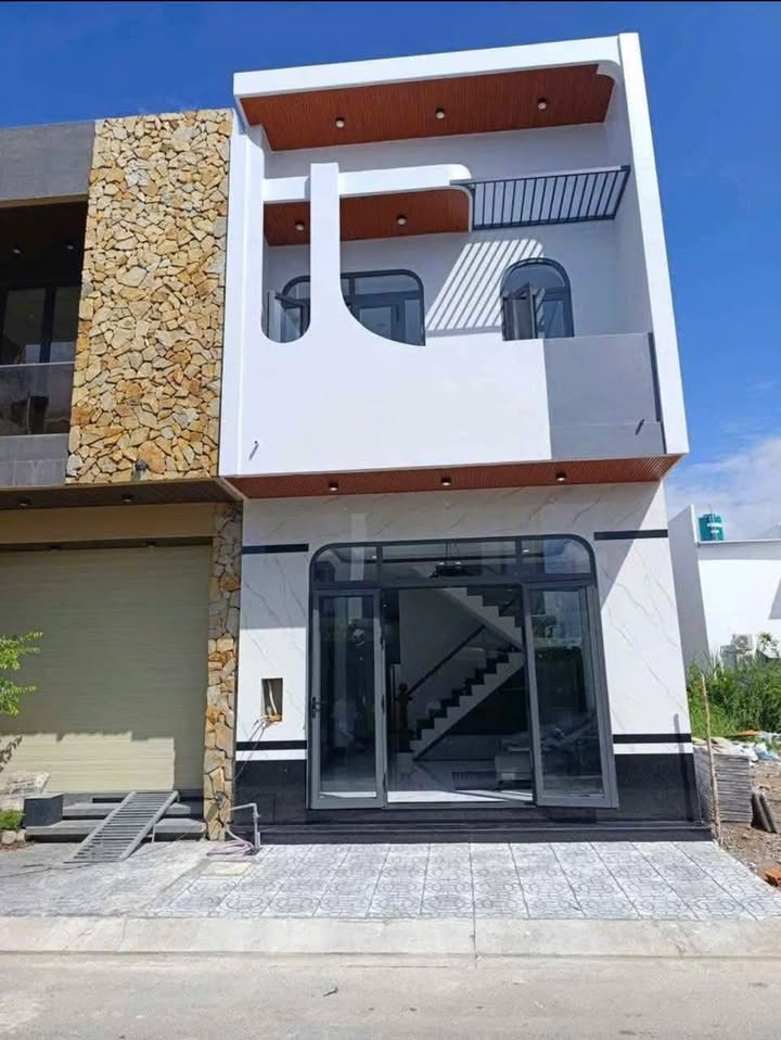 Nhà đẹp KDC Nam An Hoà Rạch Giá 80m² giá 3.05 tỷ - Sổ hồng chính chủ!