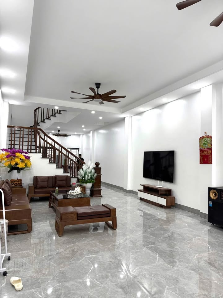 Nhà phố 3 tầng tại Khu đô thị Kosy Lào Cai 100m² giá 2.999 tỷ - Đầy đủ nội thất sang trọng!