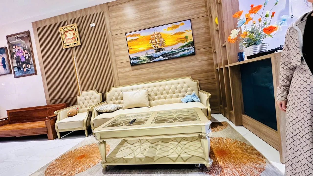 Nhà phố hiện đại KĐT Hà Quang 2, Nha Trang 100m² giá 9.5 tỷ - Sang trọng và tiện nghi!