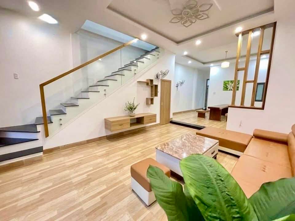 Nhà mặt tiền kinh doanh đường A4 Buôn Ma Thuột 110m² giá 4.2 tỷ - Đầu tư sinh lời ngay!