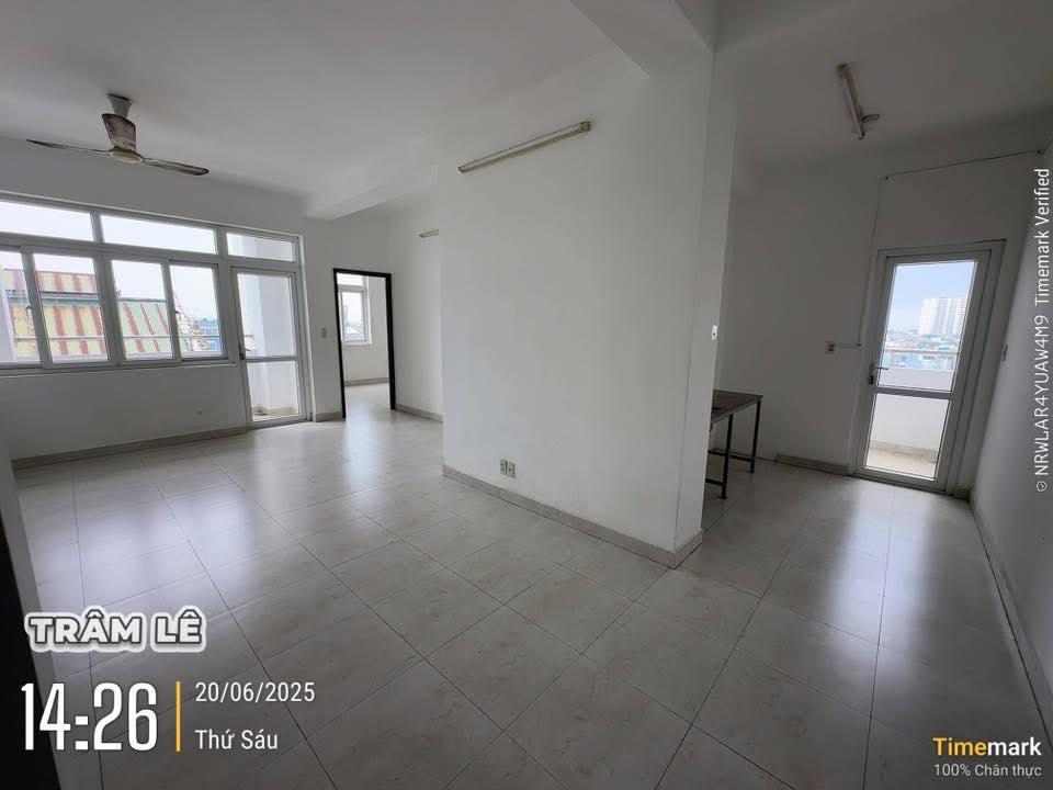 Căn hộ Nhất Lan 2 Tân Tạo 72m² giá 2.2 tỷ - Sẵn sàng sở hữu ngay!