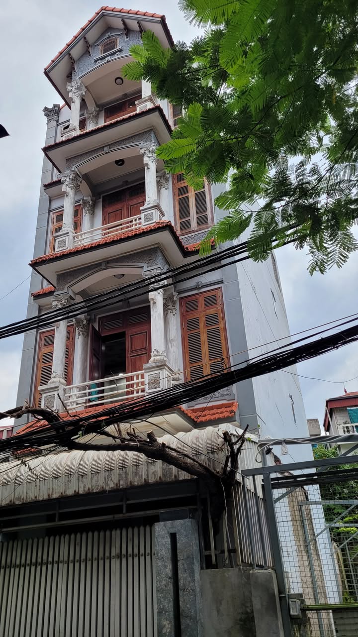 Nhà 4 tầng Ngô Gia Tự Long Biên 72m² giá 15.2 tỷ - Đầu tư sinh lời cao!