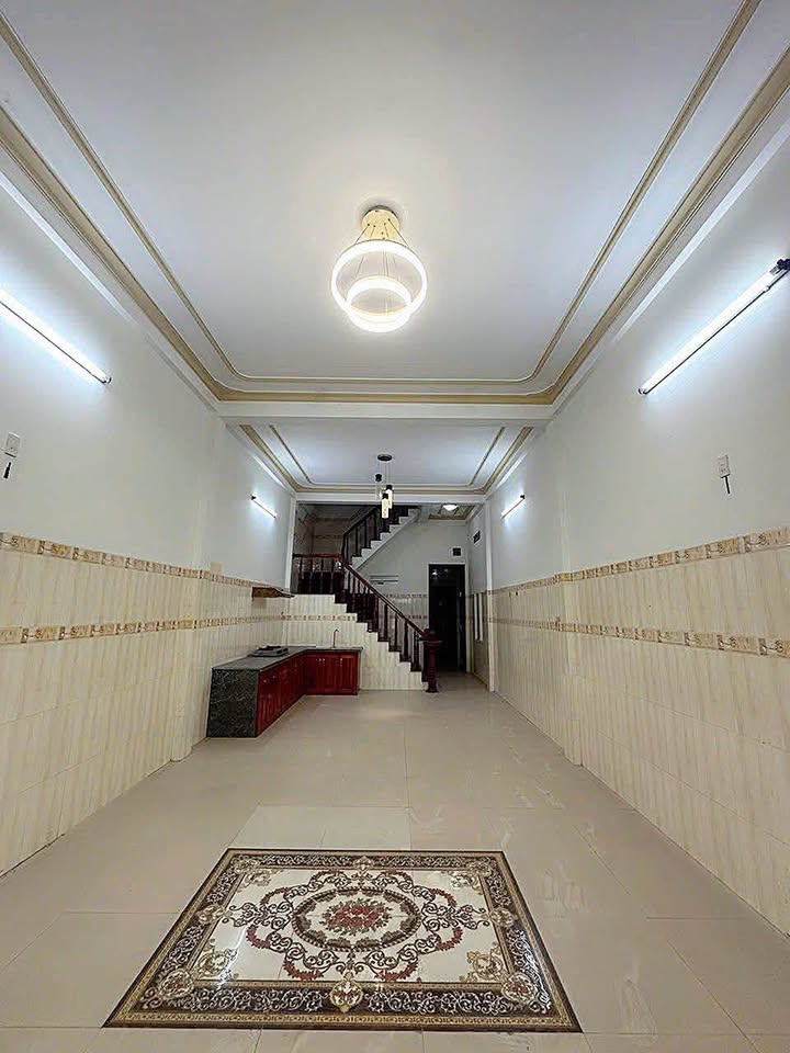 Nhà 3 Mê đường Trần Quốc Hoàn 90m² giá 4.3 tỷ - Nhà đẹp miễn chê!