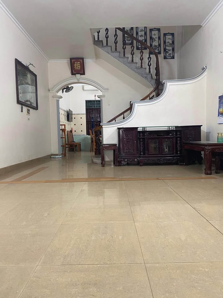 Nhà cho thuê 3 tầng khu Đô Thị Trần Lãm Thái Bình - Phù hợp ở và kinh doanh