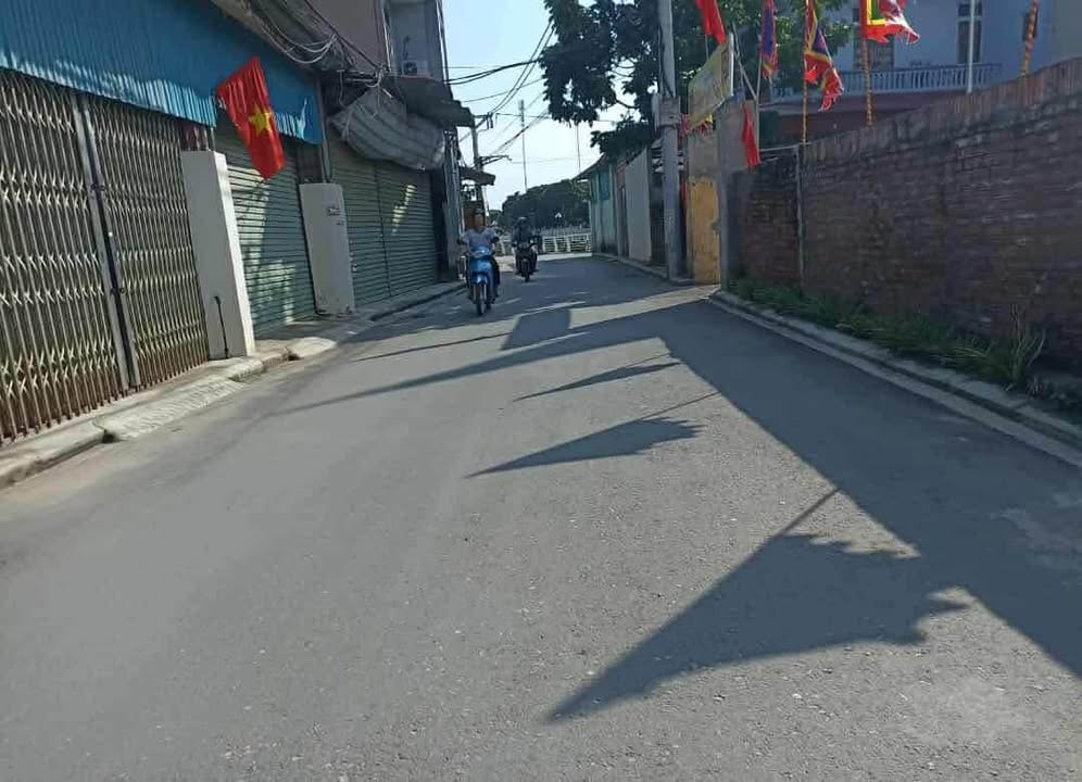 Đất nền Phù Trì, Mê Linh 60m² giá 56 tỷ - Sổ đỏ chính chủ, đầu tư sinh lời!