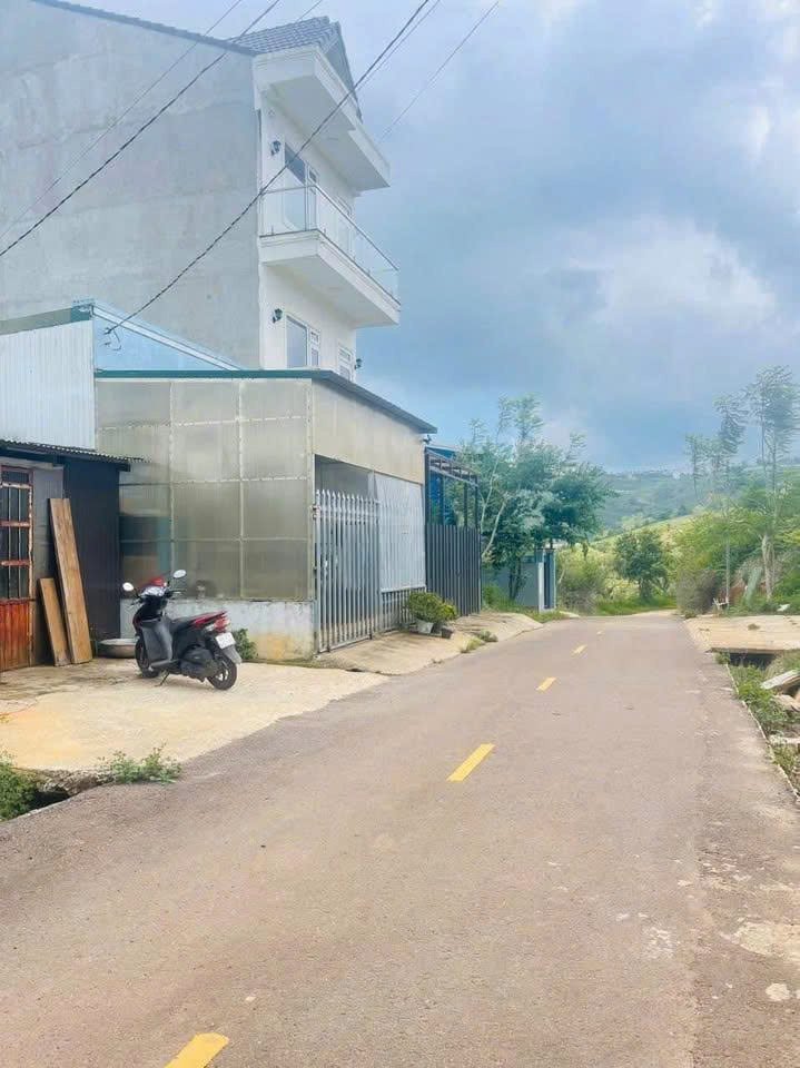 Nhà riêng Xuân Trường Đà Lạt 99m² giá 3 tỷ - Khu trung tâm đắc địa!