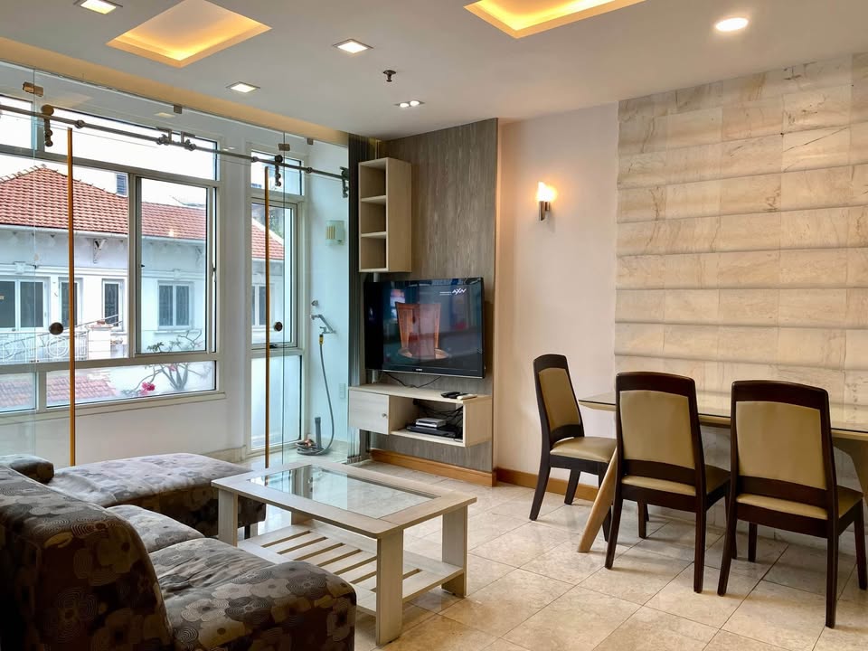 Căn hộ 2 phòng ngủ quận 3 80m² giá 16 triệu - Tiện nghi đầy đủ, sẵn sàng cho thuê!
