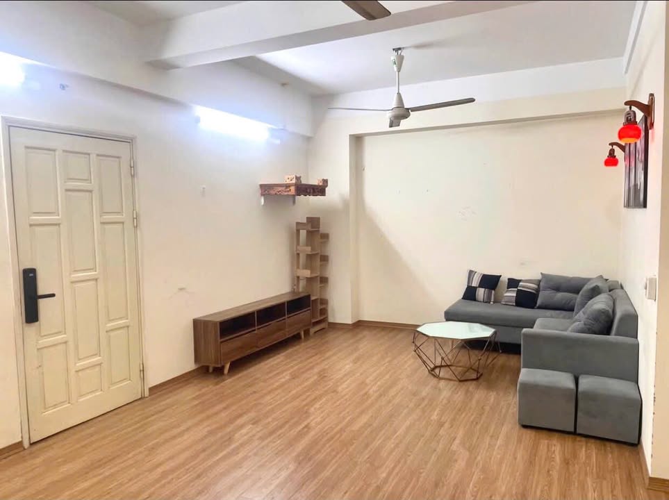 Cho thuê căn hộ 2 phòng ngủ Tòa 1B Tân Tây Đô 80m² giá 7 triệu - Sẵn sàng vào ở ngay!