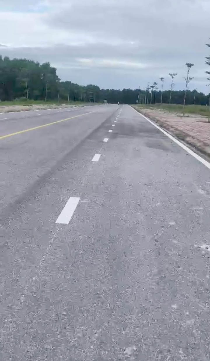 Đất nền Nghi Hương 135m² giá 3 tỷ - Bám đường 30m, gần biển!