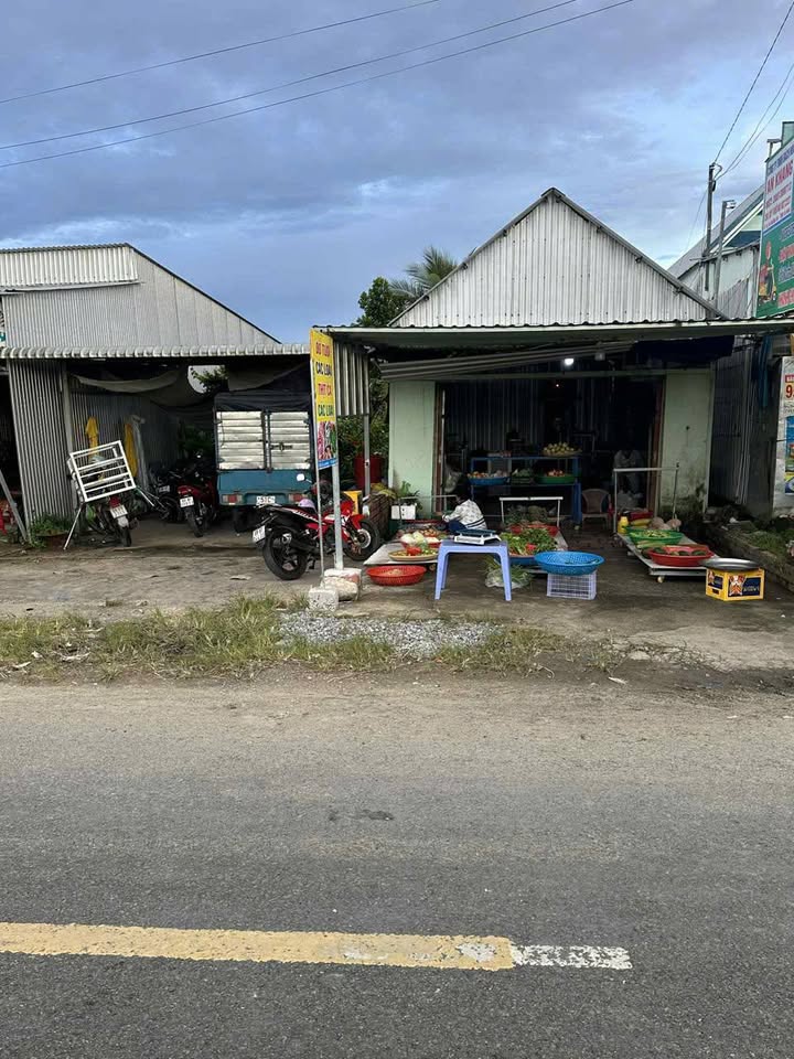 Đất nền xã Khánh An, U Minh, Cà Mau 600m² giá 6 tỷ - Kinh doanh thuận lợi!