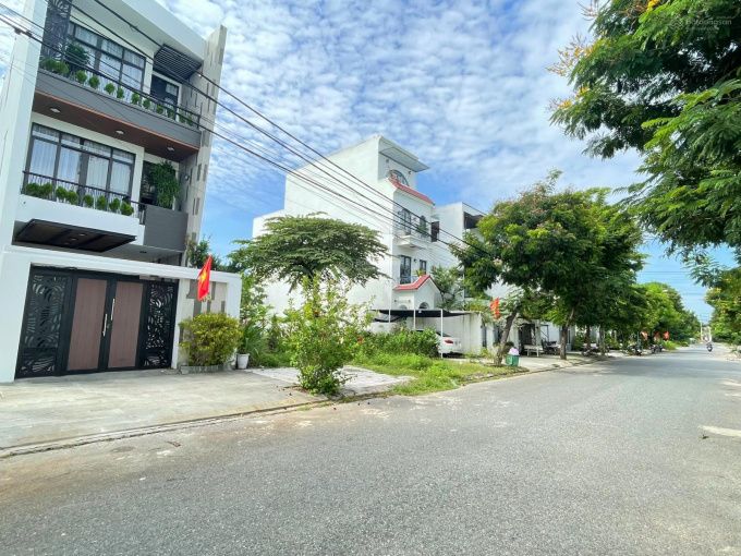 Bán gấp FrontHouse mặt tiền đường Tùng Thiện Vương 95m² - Giá chỉ 7.8 tỷ!