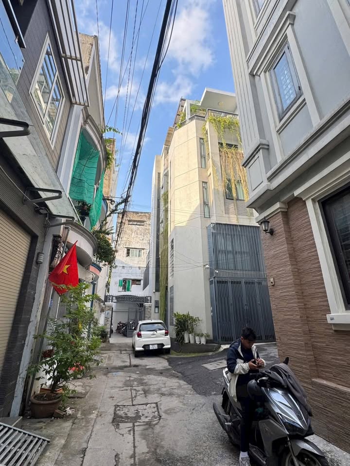 Nhà 3 tầng hẻm ô tô Nguyễn Xí, Bình Thạnh 45m² giá 8.7 tỷ - Hoàn thiện mới, vào ở ngay!