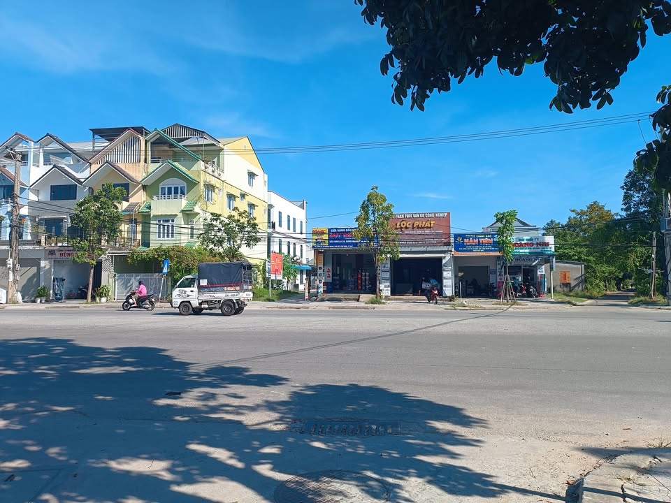 Đất nền Xóm 4, Mỹ Thượng, TP Huế 121m² - Khu vực đông đúc, thuận tiện!