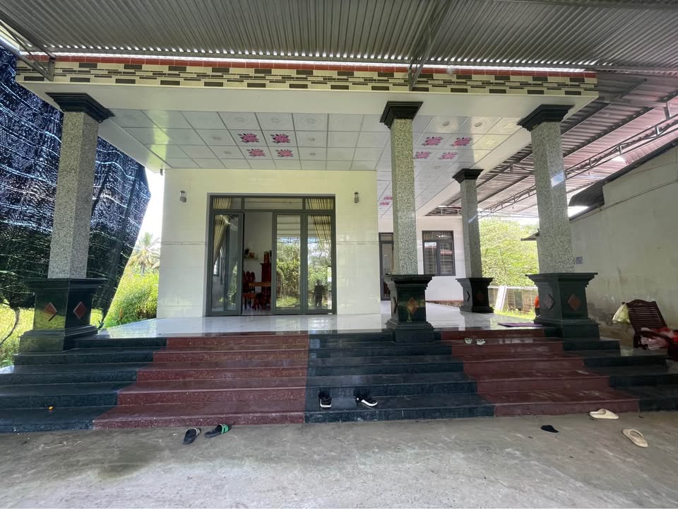 Farm Hưng Khánh Trung 1.8 mẫu giá 560 triệu - Bán gấp nhà đất chính chủ!