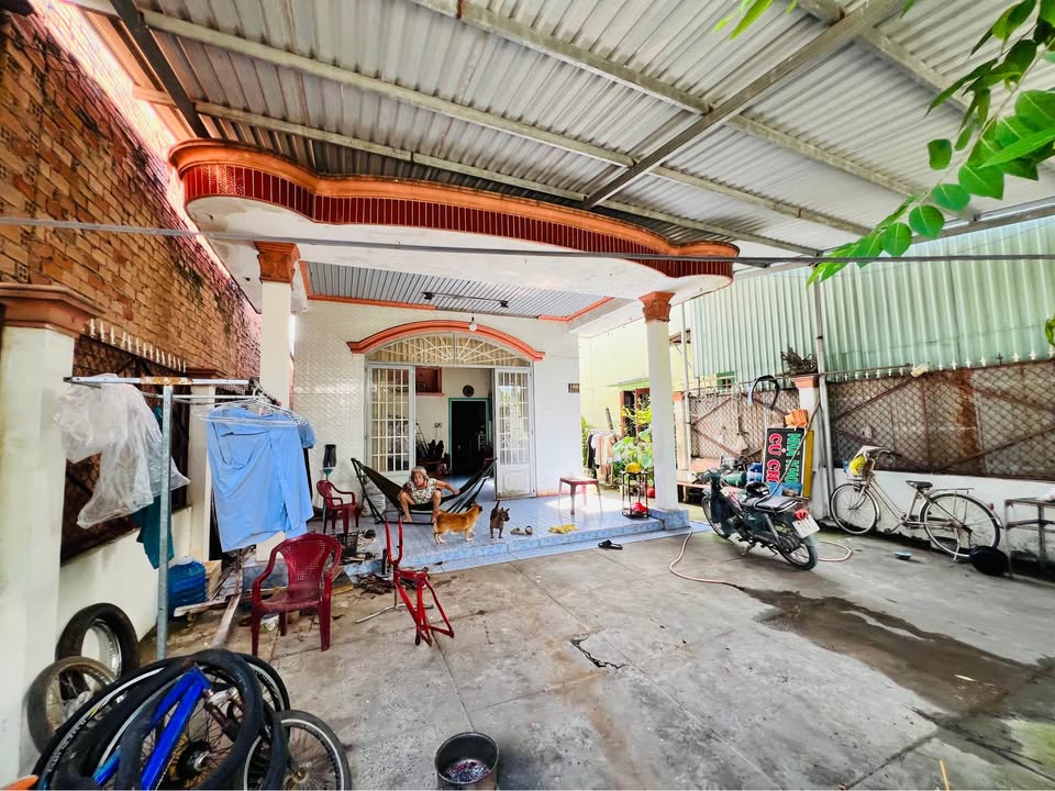 Nhà riêng Tân An Hội, Củ Chi 264m² giá 2.1 tỷ - Sổ riêng, mặt tiền đường