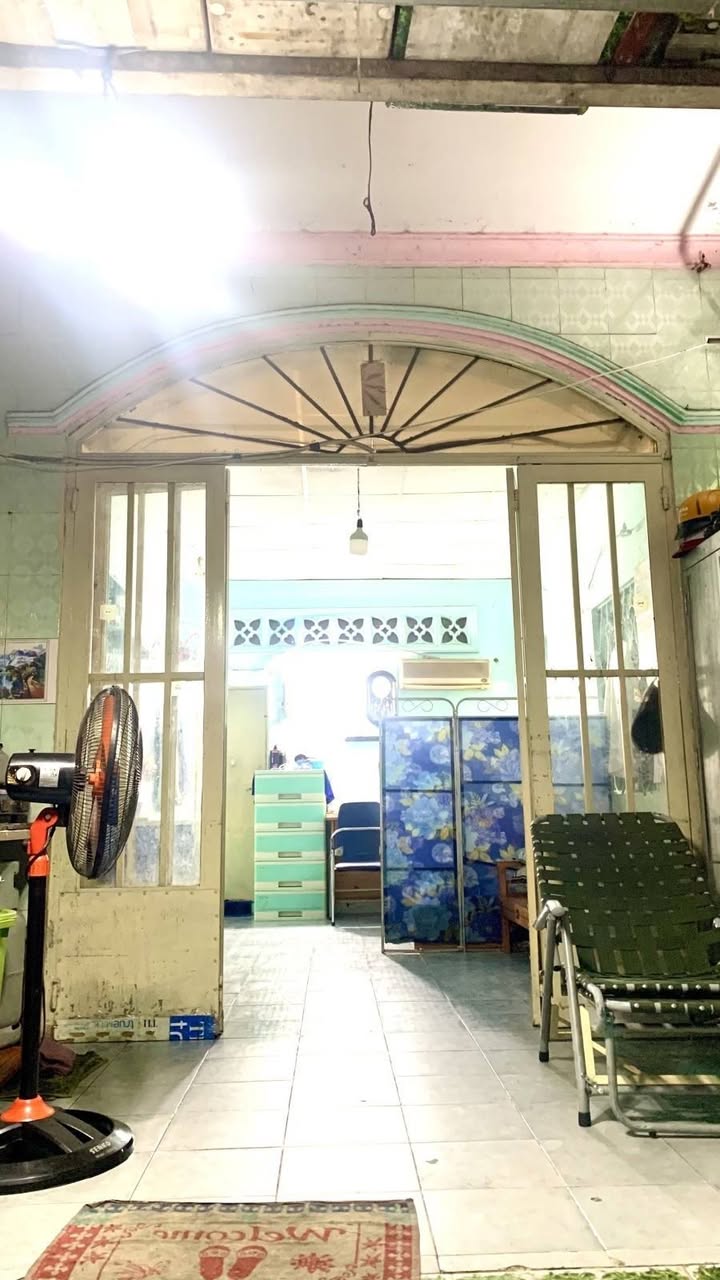 Nhà 2 tầng mặt tiền kinh doanh Thủ Đức 151m² giá 7.2 tỷ - Dòng tiền 20 triệu/tháng!