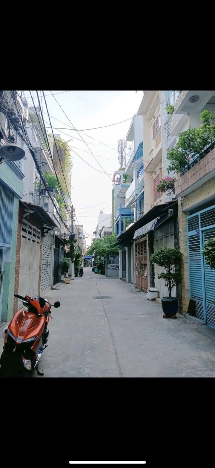 Nhà hẻm xe hơi Âu Dương Lân, quận 8, 42m² giá 6.5 tỷ - Sẵn sàng vào ở ngay!