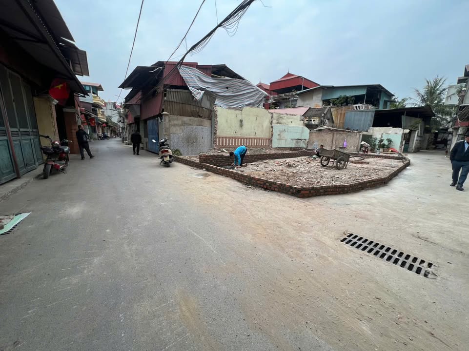 Đất thổ cư Hương Mạc 61m² giá 2.4 tỷ - Sổ hồng chính chủ, ô tô tránh nhau!