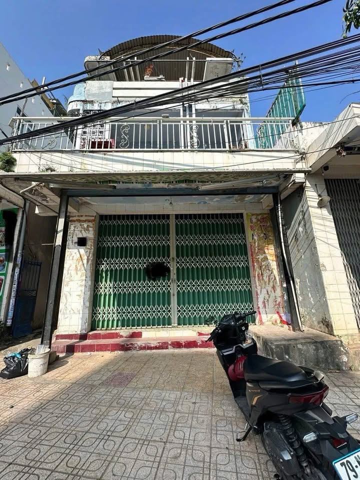 Bán nhà mặt phố Trần Phú Nha Trang 111.7m² giá 20.8 tỷ - Vị trí đắc địa kinh doanh!