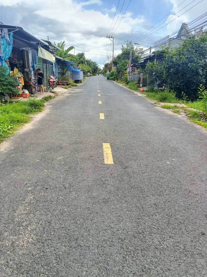 Đất nền mặt tiền đường nhựa xã Bình Thành, 108m² giá 800 triệu - Cơ hội đầu tư sinh lời!