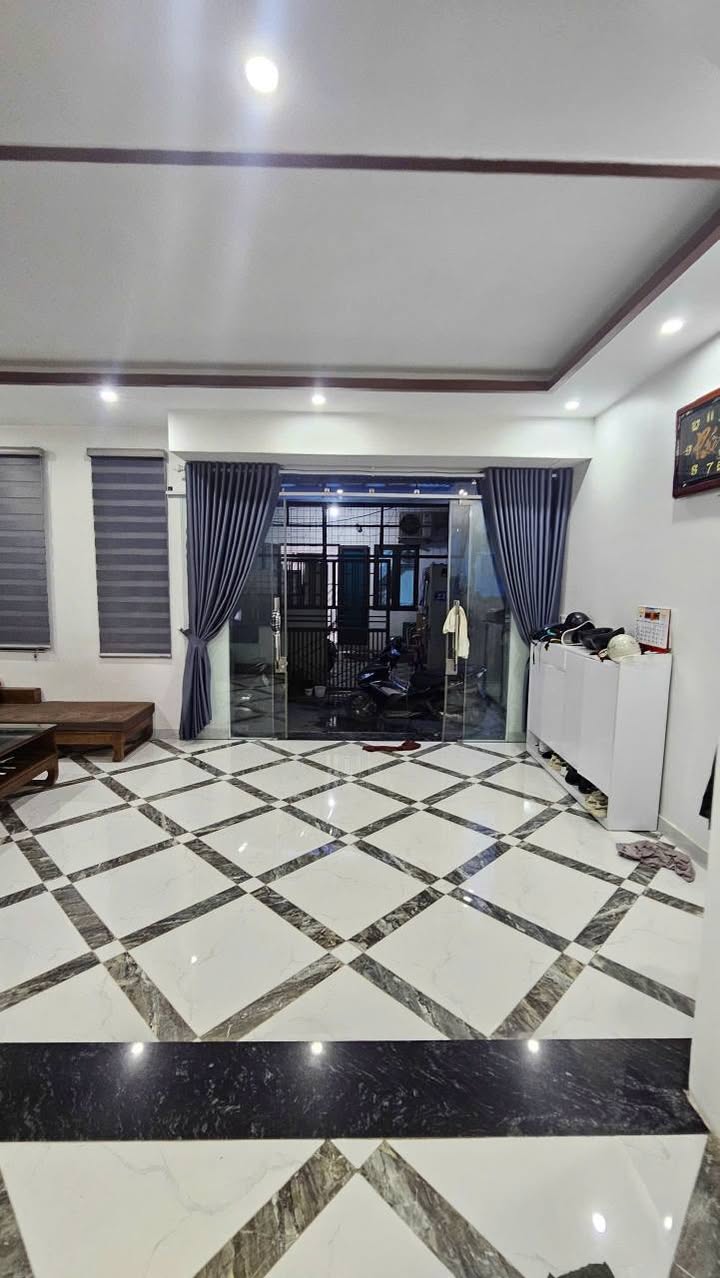 Nhà chính chủ tại Kha Lâm, Nam Sơn, Kiến An 56m² giá 2.2 tỷ - Đầu tư sinh lời hấp dẫn!