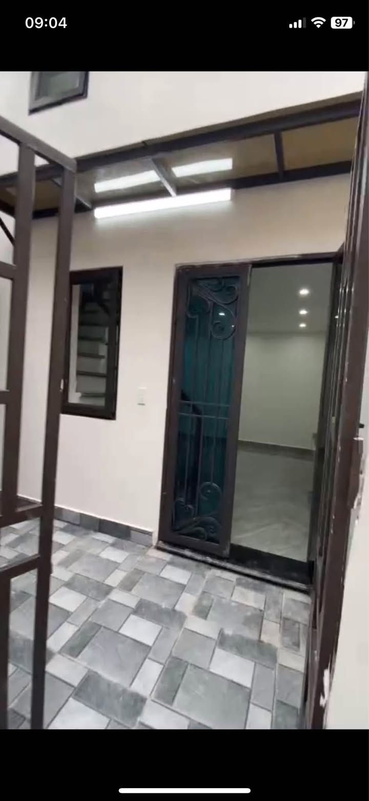 Nhà 2 tầng tại ngõ 128 Tôn Đức Thắng, Hải Phòng - Sẵn sàng vào ở ngay!