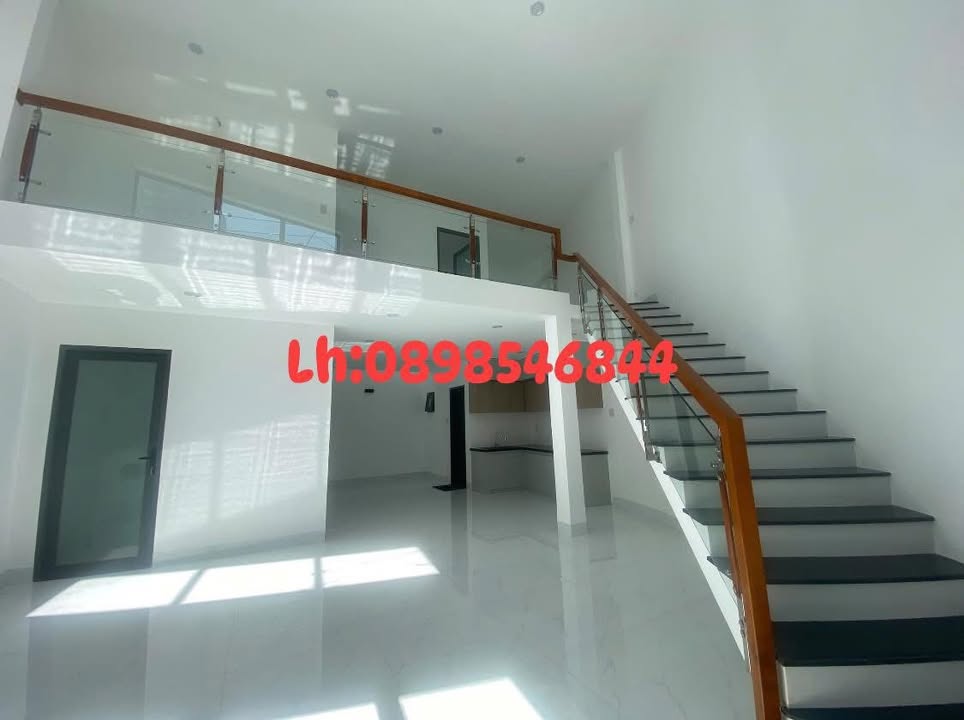 Nhà phố Lê Thành Phương, Tuy Hòa 62m² giá 2.3 tỷ - Thiết kế đẹp, mới 100%