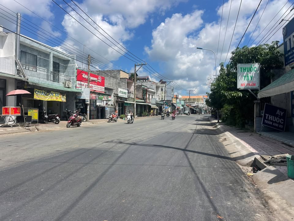 Nhà cấp 4 mặt tiền đường Nguyễn Văn Tuôi, Bến Lức, 59m² giá 3 tỷ - Cơ hội đầu tư tuyệt vời!